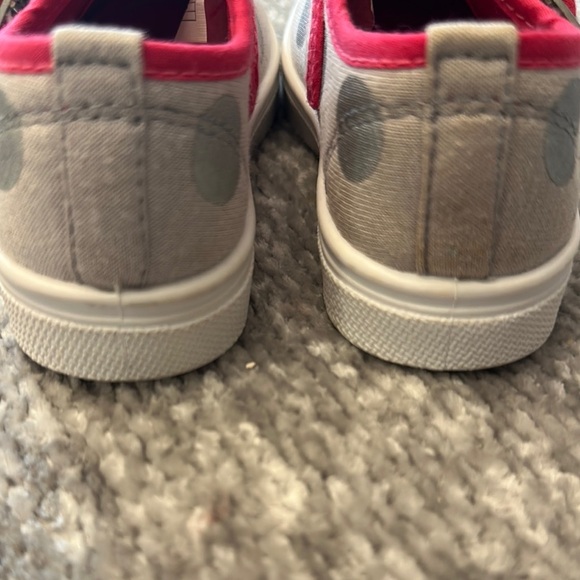 Oomphies grey and silver metallic Polka Dot Mary Jane with pink trim size 6 - Picture 5 of 5